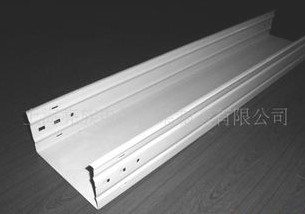 热镀锌线槽桥架使用寿命得到延长